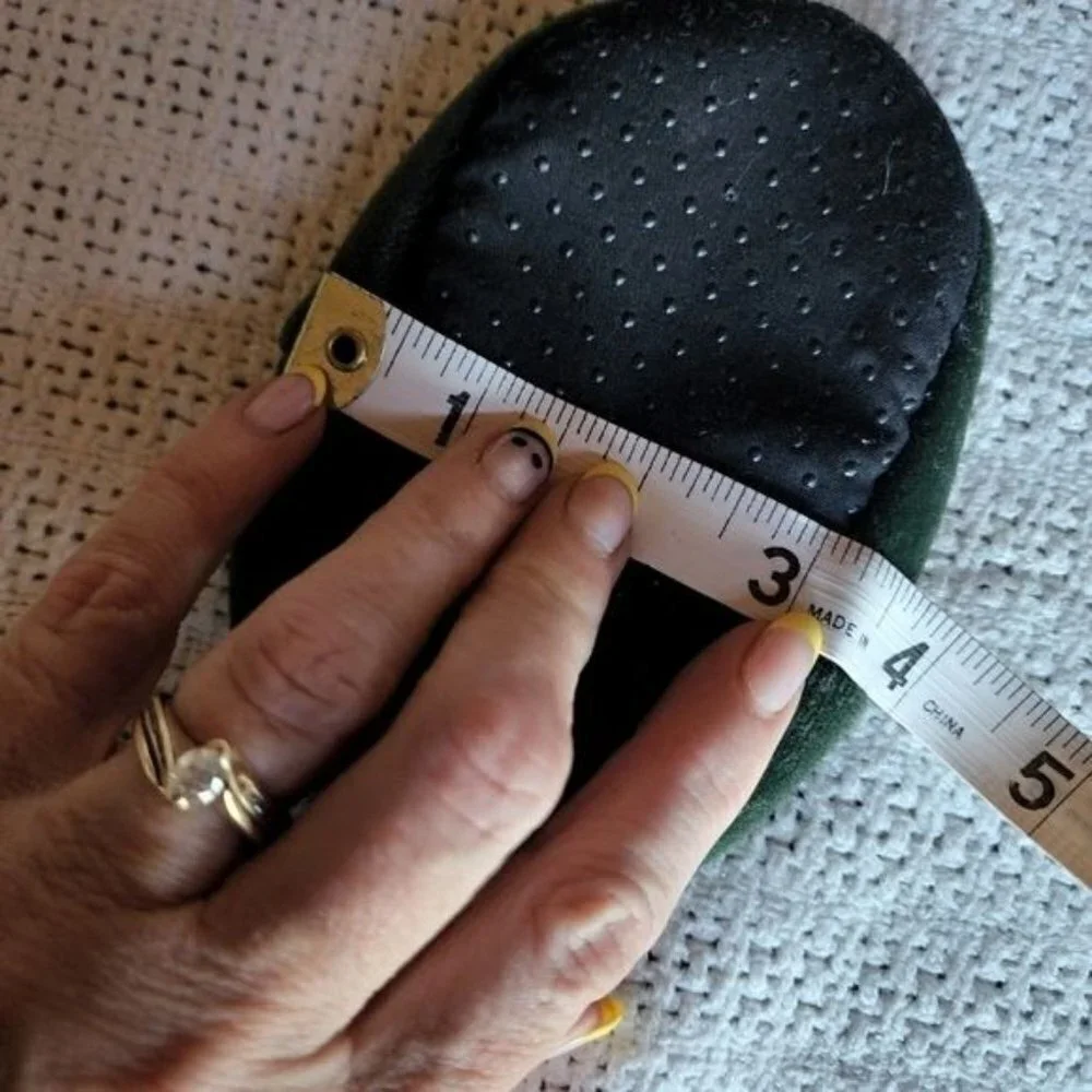Green Bay Packers Toddler Slippers | Size XL (size 6)
